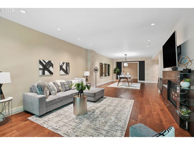 311 Nw 12TH Ave 204, Portland, OR 97209