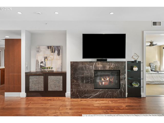 311 Nw 12TH Ave 204, Portland, OR 97209