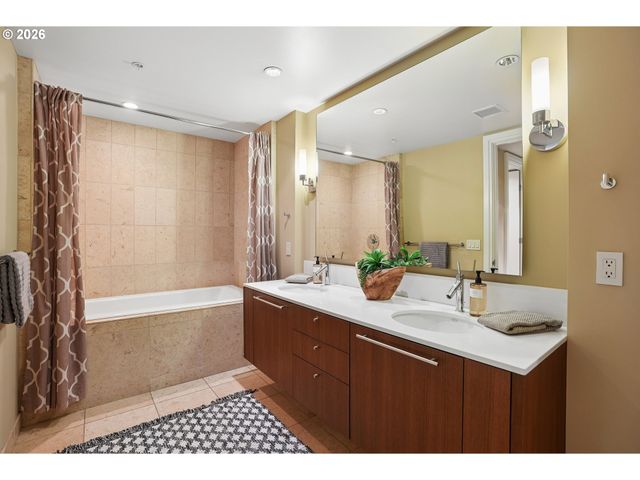 311 Nw 12TH Ave 204, Portland, OR 97209