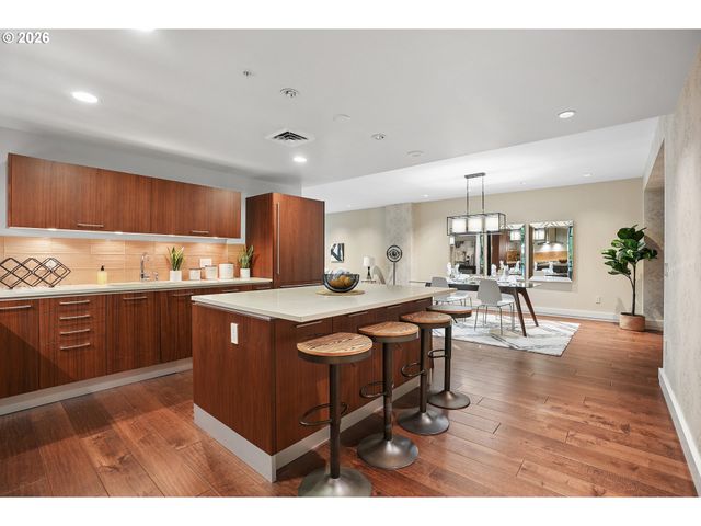 311 Nw 12TH Ave 204, Portland, OR 97209