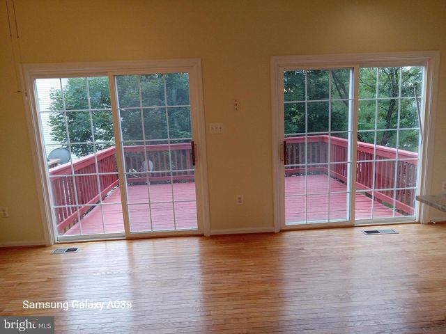 20757 HOLLOW FALLS TER, Sterling, VA 20165