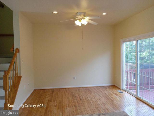 20757 HOLLOW FALLS TER, Sterling, VA 20165