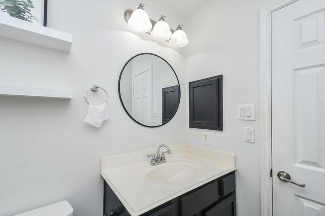 18302 Mable Pond Ln, Richmond, TX 77407