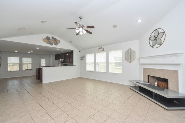 18302 Mable Pond Ln, Richmond, TX 77407