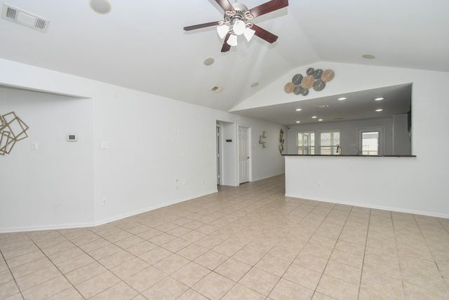 18302 Mable Pond Ln, Richmond, TX 77407
