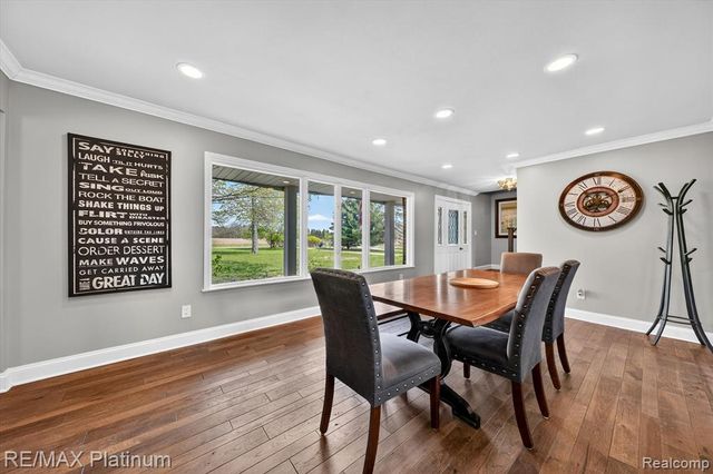 7687 Parshallville Road, Fenton, MI 48430