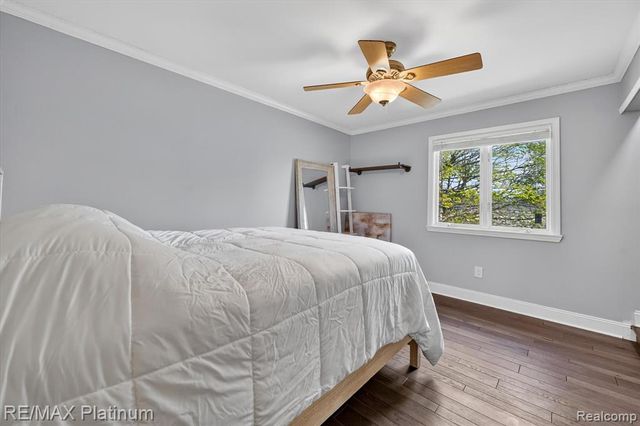 7687 Parshallville Road, Fenton, MI 48430
