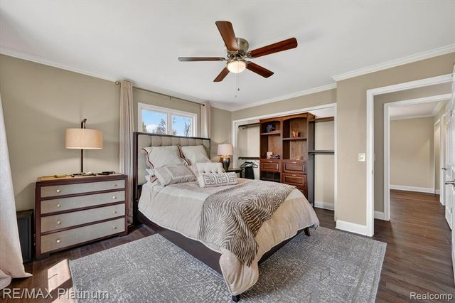 7687 Parshallville Road, Fenton, MI 48430