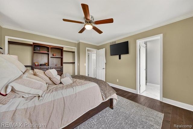 7687 Parshallville Road, Fenton, MI 48430