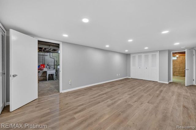 7687 Parshallville Road, Fenton, MI 48430