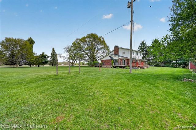 7687 Parshallville Road, Fenton, MI 48430