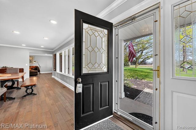 7687 Parshallville Road, Fenton, MI 48430