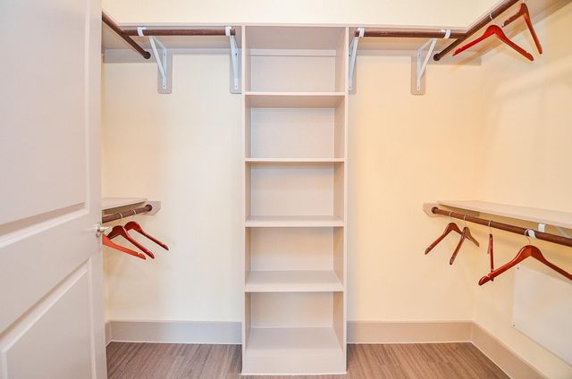 6955 Turtlewood Drive 607, Houston, TX 77072