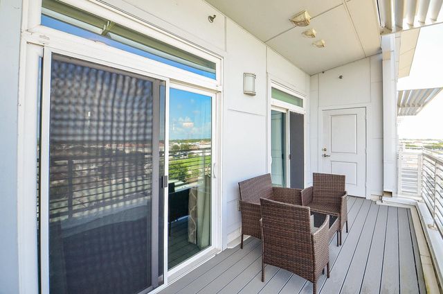 6955 Turtlewood Drive 607, Houston, TX 77072