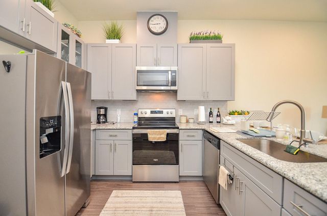 6955 Turtlewood Drive 607, Houston, TX 77072