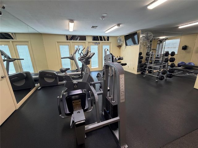 6033 34TH STREET W 67, Bradenton, FL 34210
