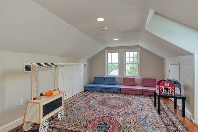 117 Slade St 117, Belmont, MA 02478