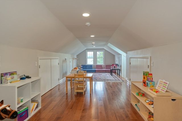 117 Slade St 117, Belmont, MA 02478