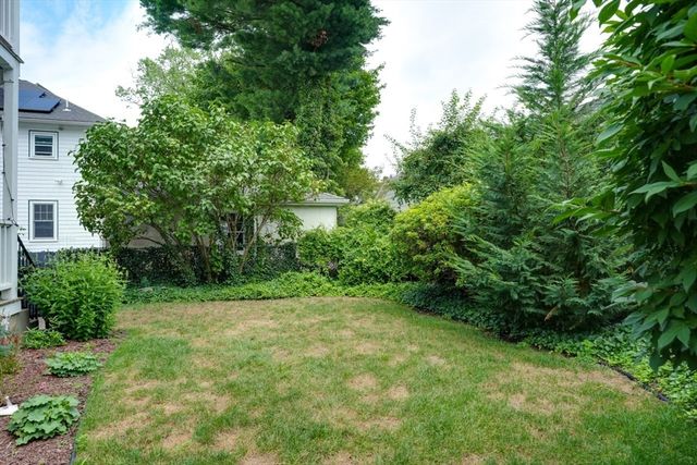 117 Slade St 117, Belmont, MA 02478