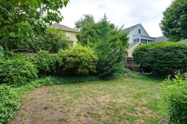 117 Slade St 117, Belmont, MA 02478