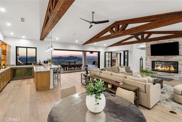 37730 Via Baya, Murrieta, CA 92562