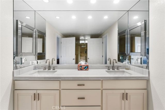 37730 Via Baya, Murrieta, CA 92562