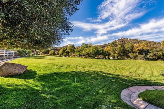 37730 Via Baya, Murrieta, CA 92562