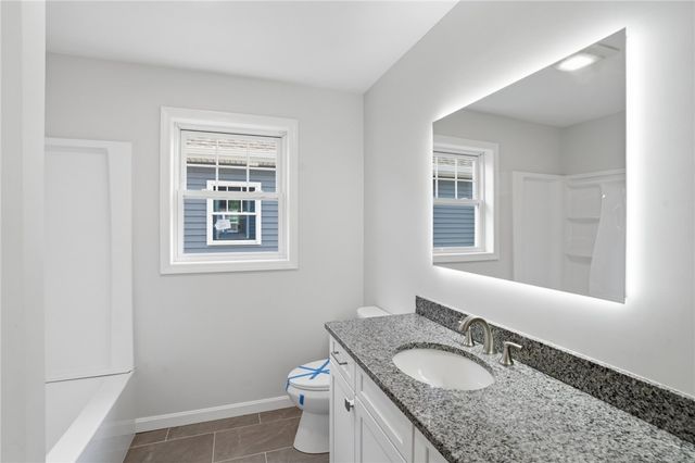 3 Teresa Ann Crossing 3, West Warwick, RI 02893