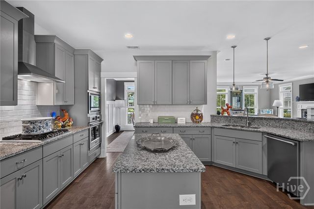 121 Bluffside Circle, Savannah, GA 31404