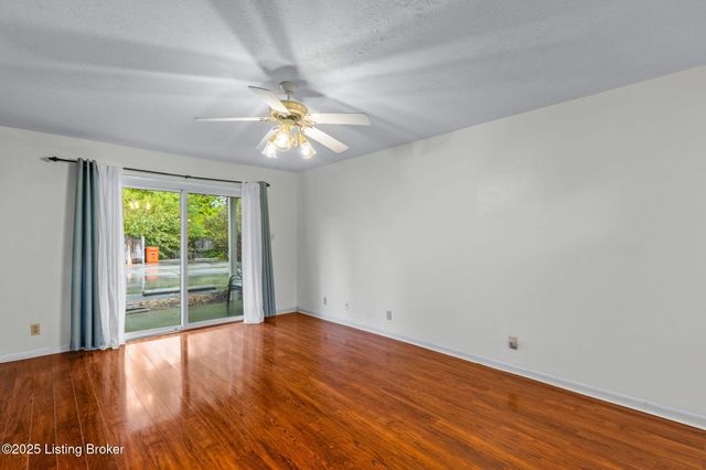 1935 Gardiner Ln G97, Louisville, KY 40205