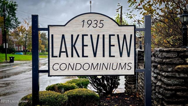 1935 Gardiner Ln G97, Louisville, KY 40205