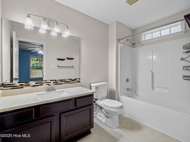 111 Live Oak Drive, Jacksonville, NC 28546