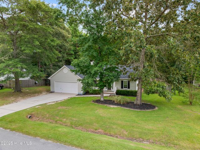111 Live Oak Drive, Jacksonville, NC 28546
