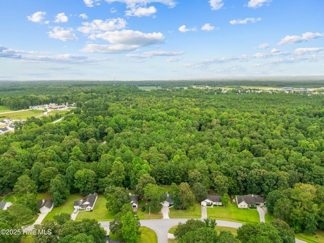 111 Live Oak Drive, Jacksonville, NC 28546
