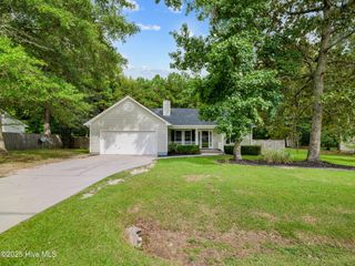 111 Live Oak Drive, Jacksonville, NC 28546