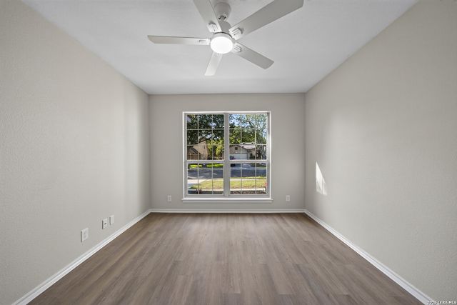 1017 SUMMER HAVEN LN, Schertz, TX 78154