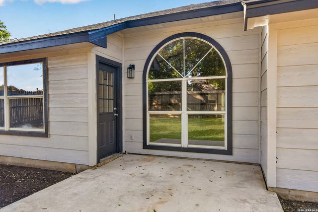 1017 SUMMER HAVEN LN, Schertz, TX 78154