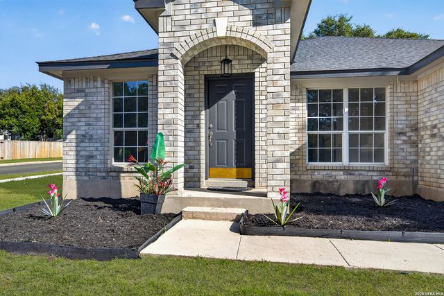 1017 SUMMER HAVEN LN, Schertz, TX 78154