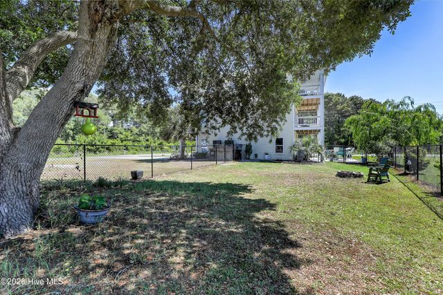 480 Chadwick Acres Road, Sneads Ferry, NC 28460