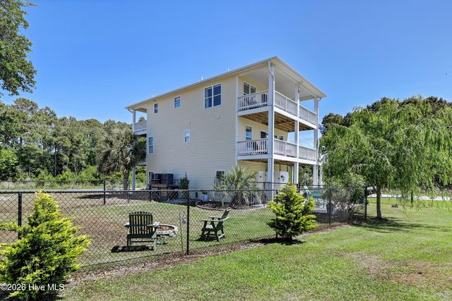 480 Chadwick Acres Road, Sneads Ferry, NC 28460