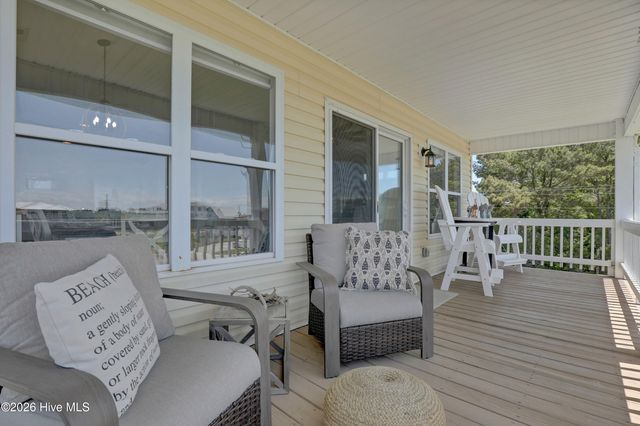 480 Chadwick Acres Road, Sneads Ferry, NC 28460