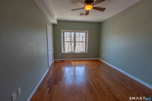 380 Main Street 45, Wallingford, CT 06492