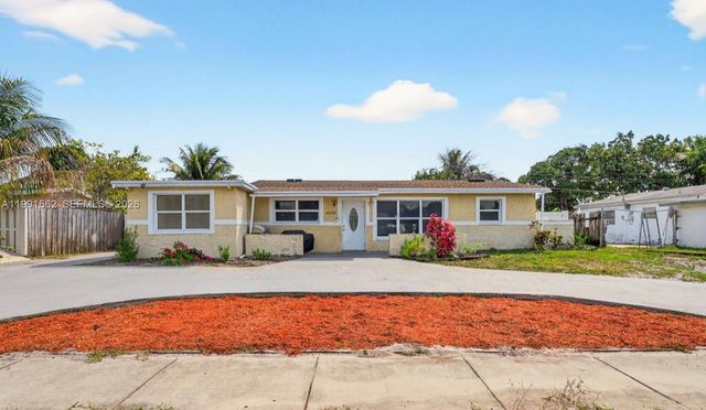 4200 NE 4th Ave, Deerfield Beach, FL 33064