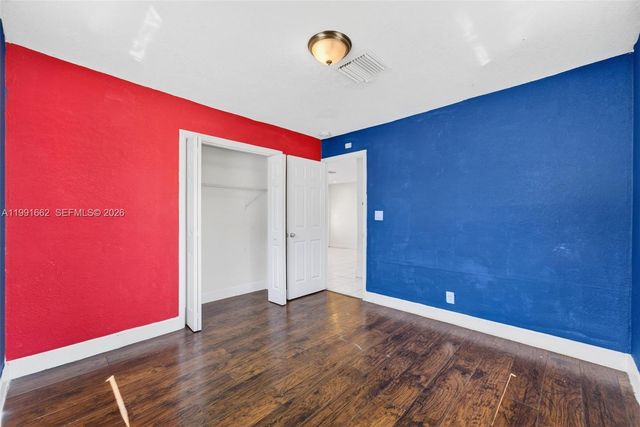 4200 NE 4th Ave, Deerfield Beach, FL 33064