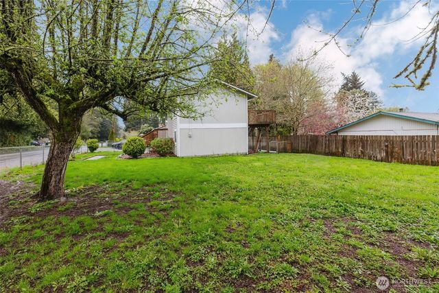 2045 California Avenue E, Port Orchard, WA 98366
