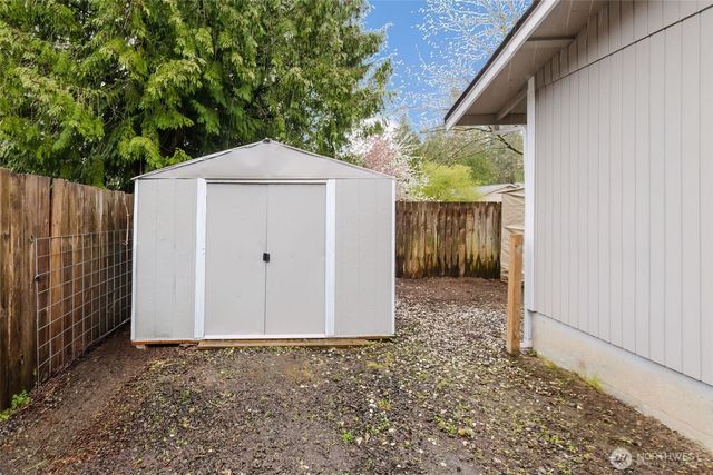 2045 California Avenue E, Port Orchard, WA 98366