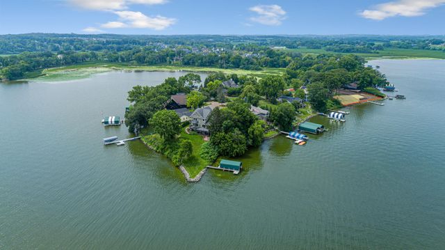 3396 Kings Point Road, Excelsior, MN 55331