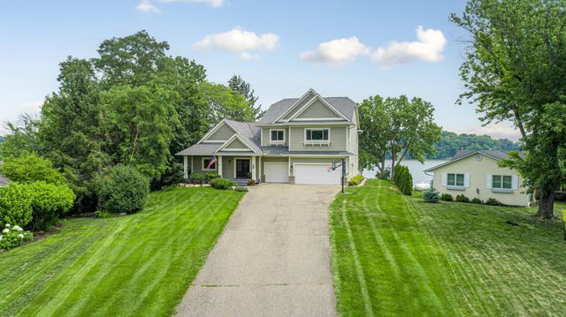 3396 Kings Point Road, Excelsior, MN 55331