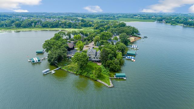 3396 Kings Point Road, Excelsior, MN 55331