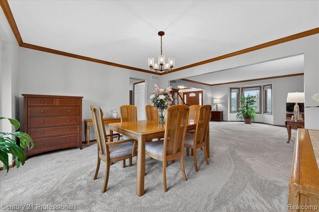 19230 Augusta Court, Livonia, MI 48152